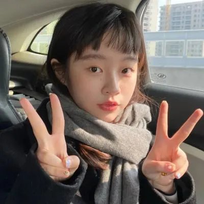 人群中的孩童